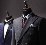 西裝搭配應(yīng)注意的問題